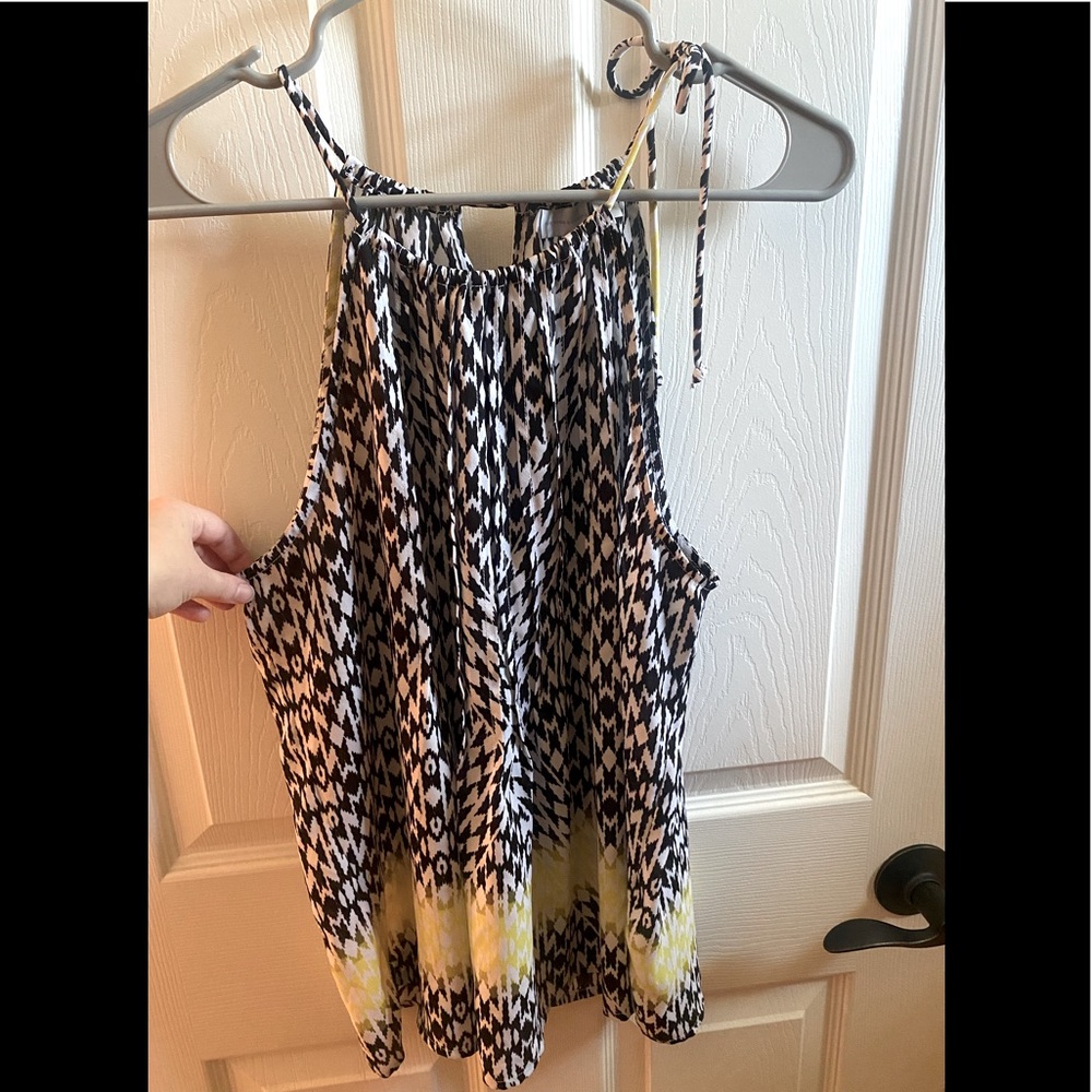 NY&CO halter tank- medium